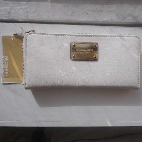 Michael Kors White Jet Set Wallet NWT - Picture 1 of 8